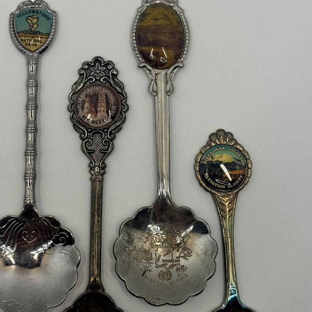 Vtg Enamel Souvenir Spoon Lot 5 Yellowstone Mt Rushmore Grand Canyon Collectible - Picture 3 of 7